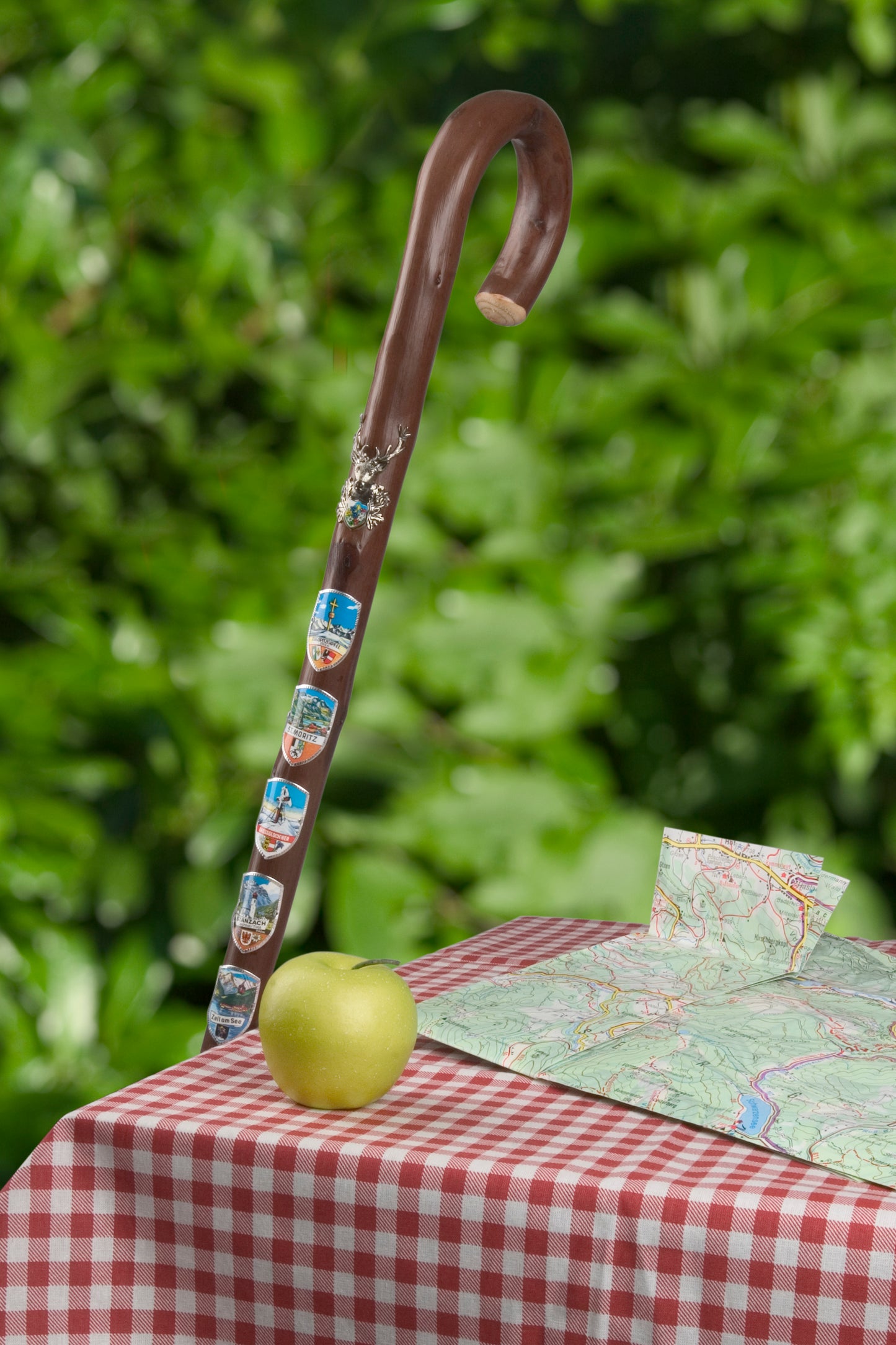 Wanderlust – Design-Armband mit Stockschildern